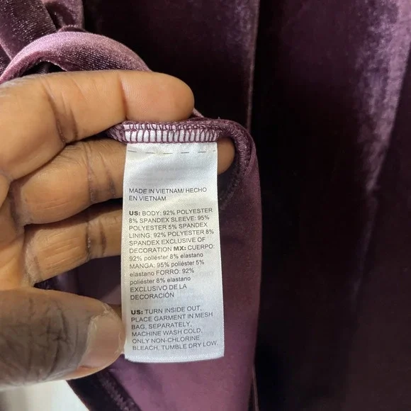 Chico's  Velvet Art Deco Burnout Sheer V Neck Blouse  Fairy Holiday US XL/3 New - Picture 9 of 9